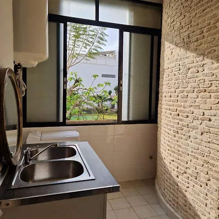 Calzada 10 Con Encanto Apartamento *